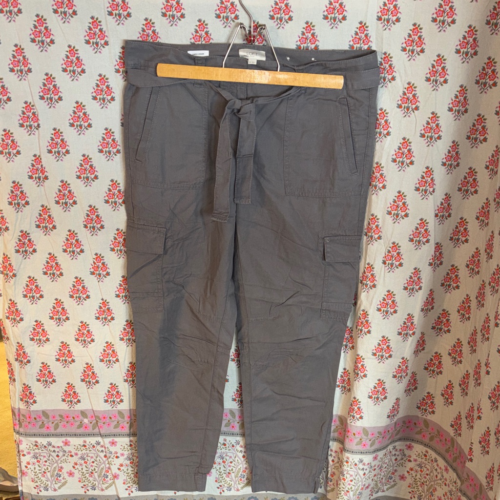 Loft Women's Gray Cargo Tie-Waist Joggers